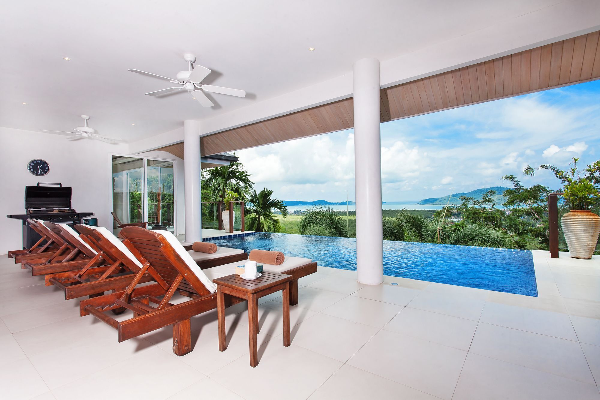 Villa Alangkarn Andaman 5 Bed Infinity Pool With Incredible View Nai Harn Buitenkant foto